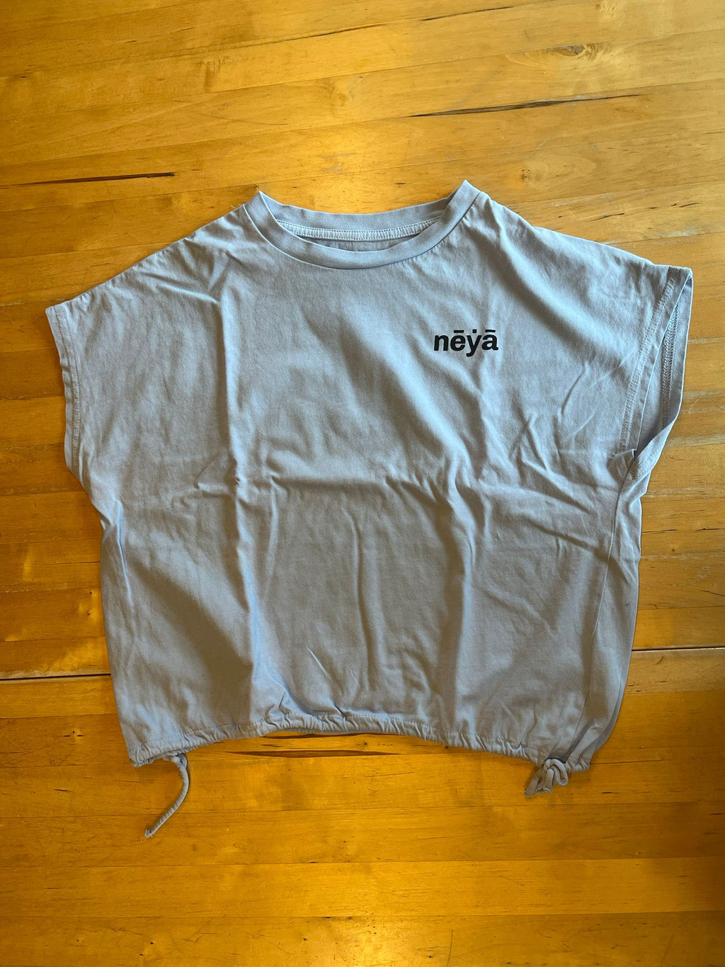 Babyblaues Crop-Top