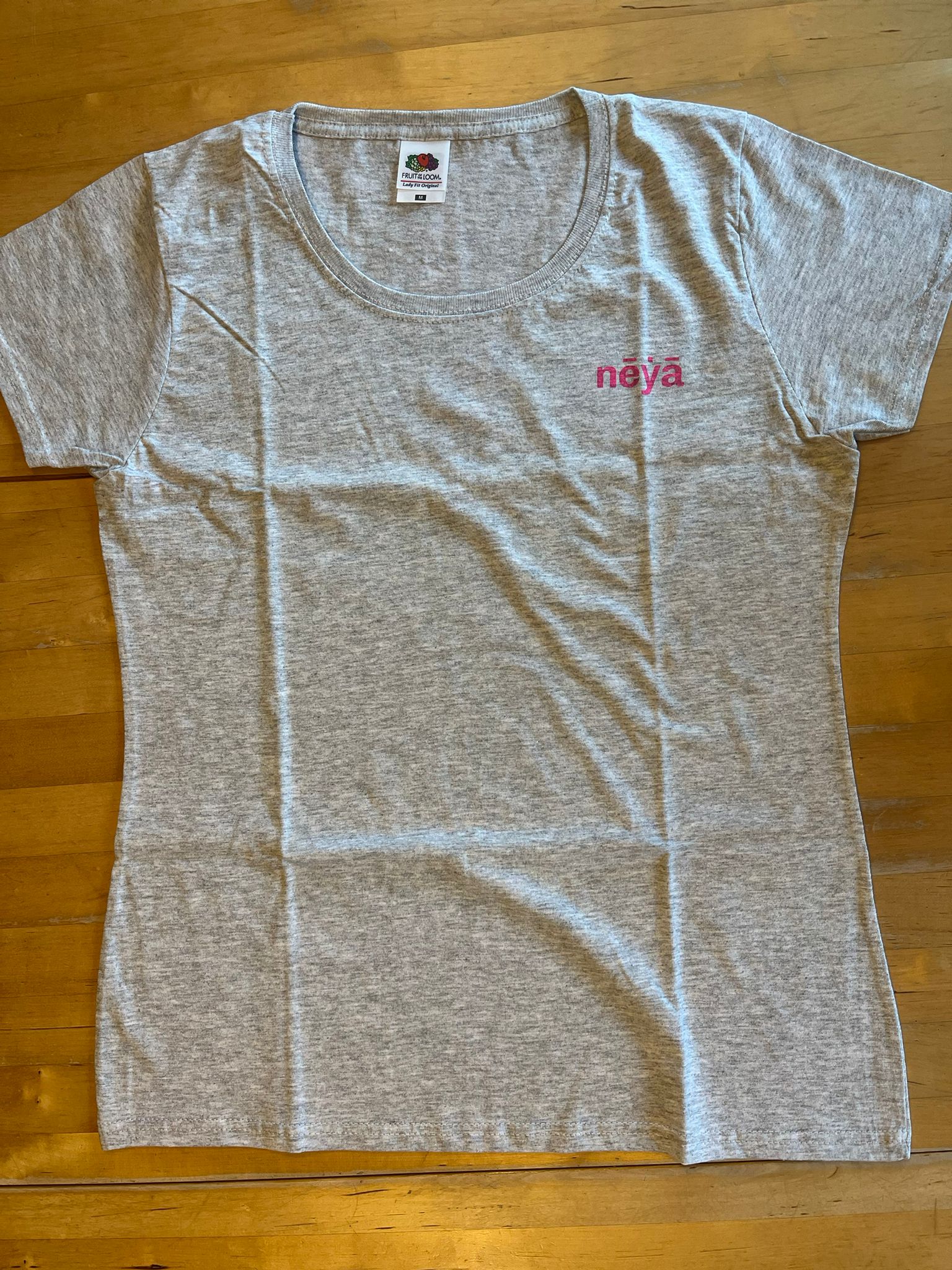 Women Shirt mit Pinkem Druck